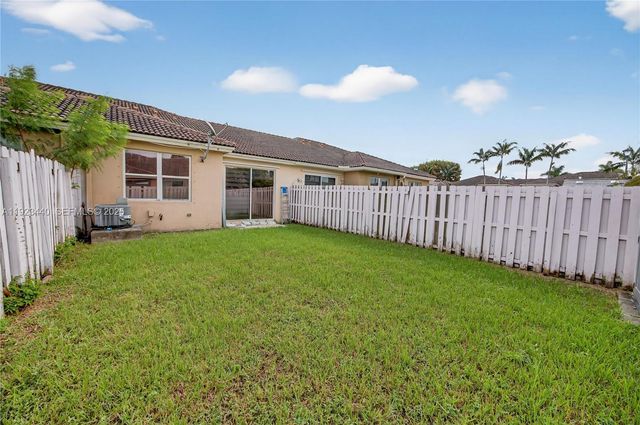 23734 SW 110th Pl, Homestead, FL 33032
