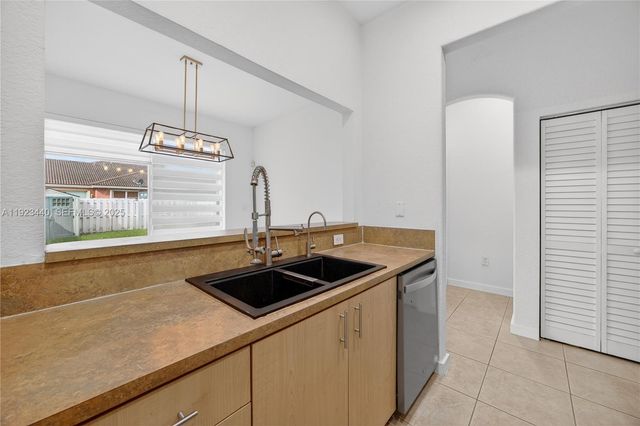 23734 SW 110th Pl, Homestead, FL 33032