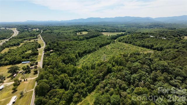 3469 Jamestown Road, Morganton, NC 28655