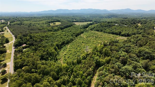 3469 Jamestown Road, Morganton, NC 28655