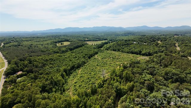 3469 Jamestown Road, Morganton, NC 28655
