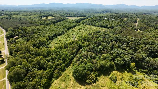 3469 Jamestown Road, Morganton, NC 28655