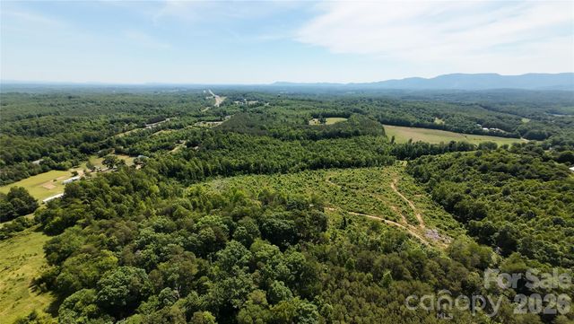 3469 Jamestown Road, Morganton, NC 28655