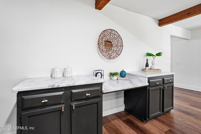 355 19TH Street, Atlantic Beach, FL 32233