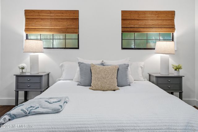 355 19TH Street, Atlantic Beach, FL 32233