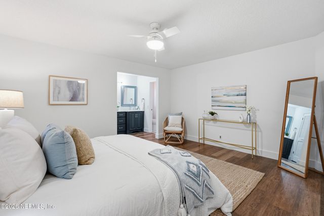 355 19TH Street, Atlantic Beach, FL 32233