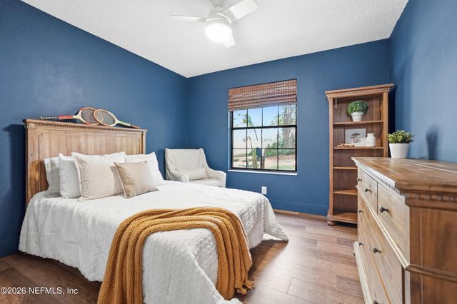 355 19TH Street, Atlantic Beach, FL 32233