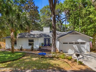 355 19TH Street, Atlantic Beach, FL 32233
