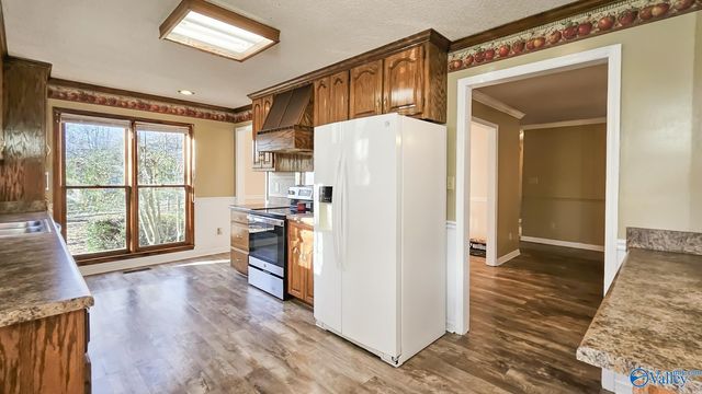 9206 Barker Road, Athens, AL 35614