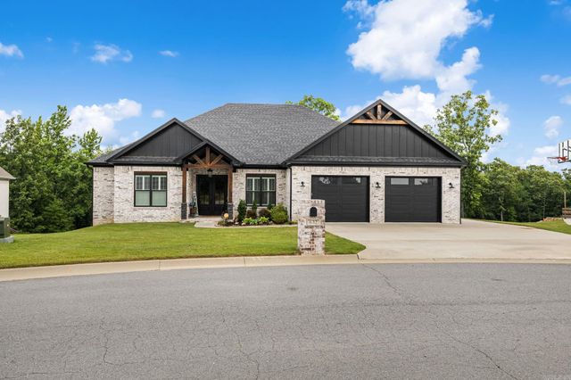 632 Feldspar Drive, Sherwood, AR 72120