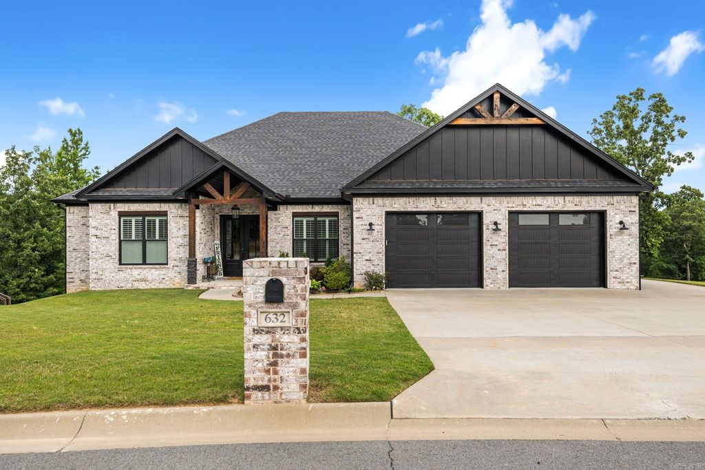 632 Feldspar Drive, Sherwood, AR 72120
