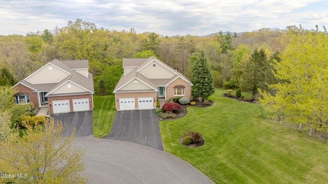 24 Brinker Way, Colonie, NY 12211
