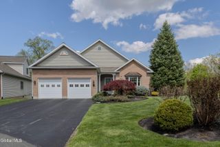 24 Brinker Way, Colonie, NY 12211