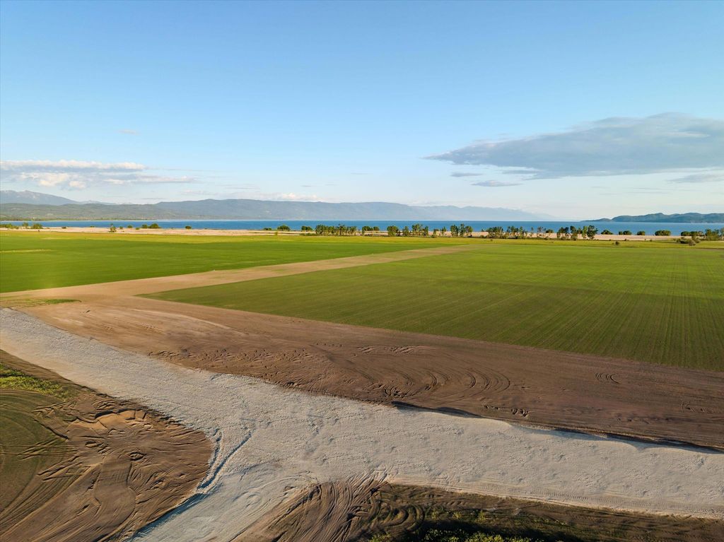 936 Mt Highway 82, Somers, MT 59932 photo 17