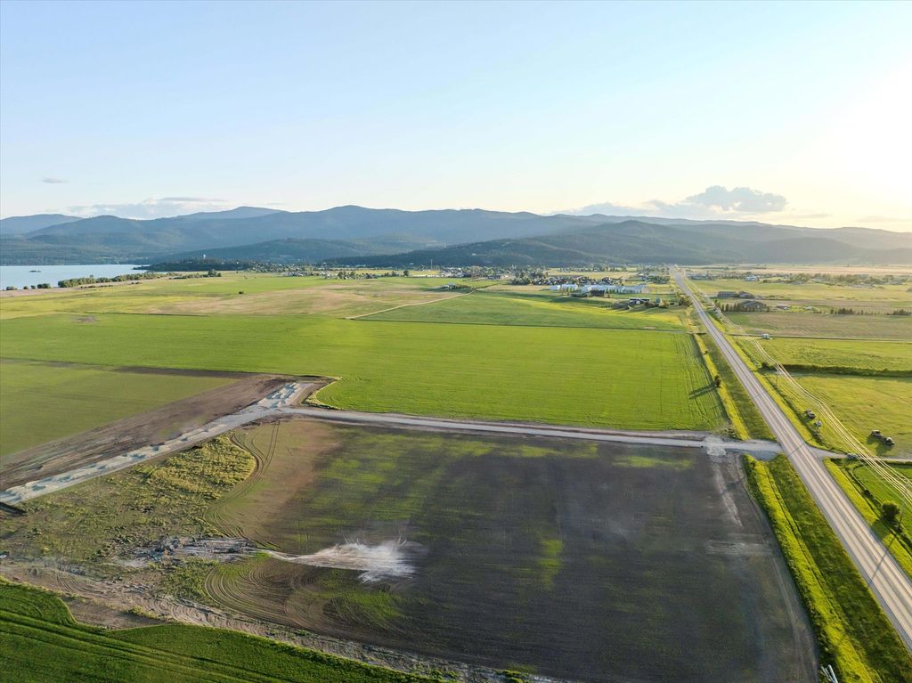 936 Mt Highway 82, Somers, MT 59932 photo 8