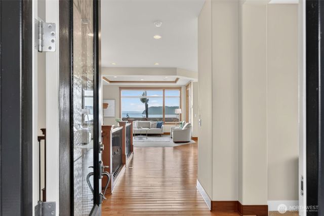 6652 Waterton Circle, Mukilteo, WA 98275