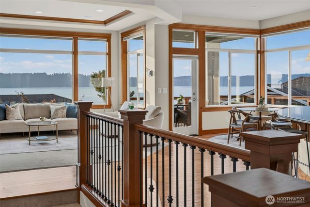 6652 Waterton Circle, Mukilteo, WA 98275