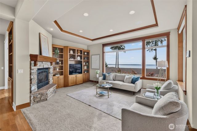 6652 Waterton Circle, Mukilteo, WA 98275