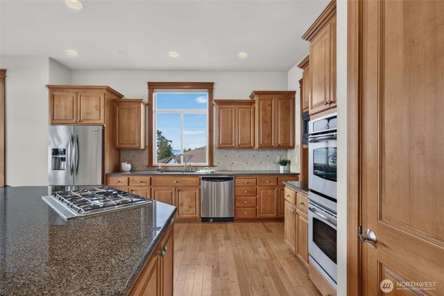 6652 Waterton Circle, Mukilteo, WA 98275