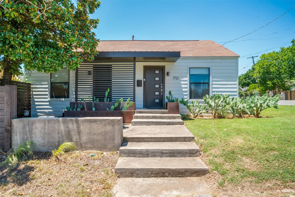 1721 N Winnetka Avenue, Dallas, TX 75208