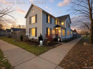 404 Pine Street, Wyandotte, MI 48192