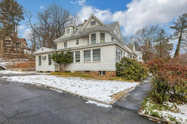 16 N Mountain Ave, Montclair Twp., NJ 07042