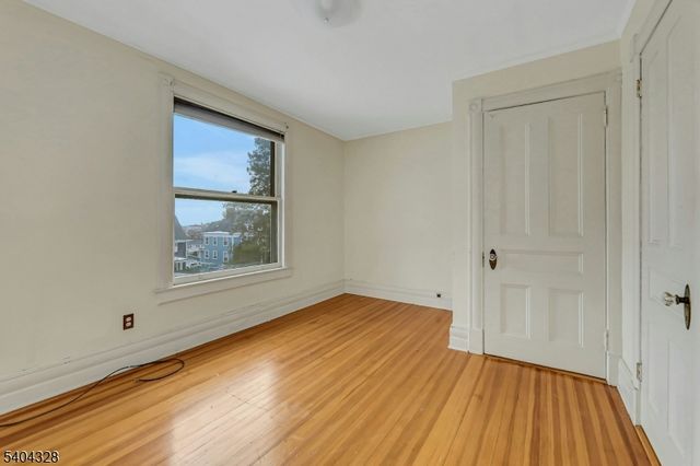 16 N Mountain Ave, Montclair Twp., NJ 07042