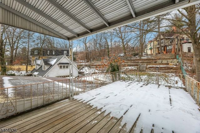 16 N Mountain Ave, Montclair Twp., NJ 07042