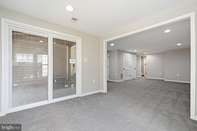 45598 GRAND CENTRAL SQ, Sterling, VA 20166