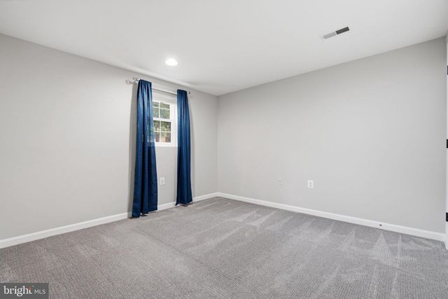 45598 GRAND CENTRAL SQ, Sterling, VA 20166