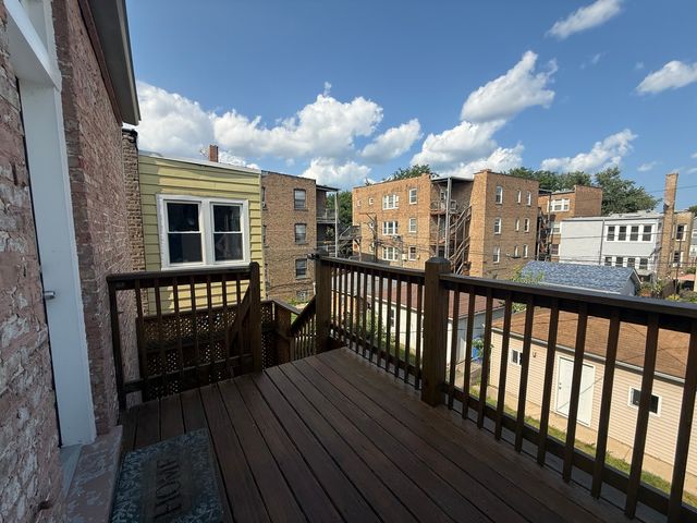 2449 N Ridgeway Avenue 2, Chicago, IL 60647