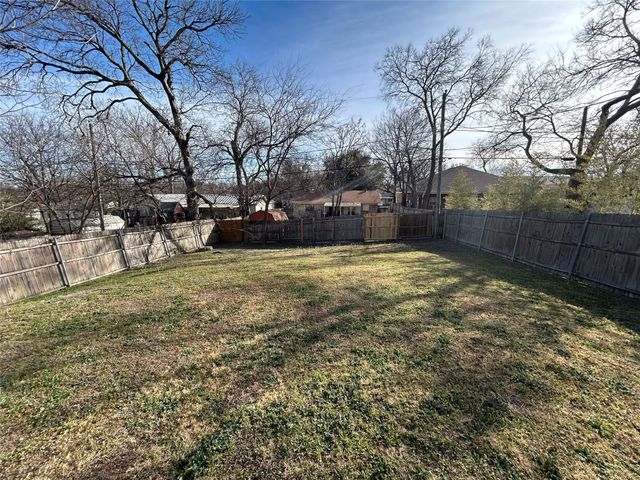 8225 Richard Street, White Settlement, TX 76108