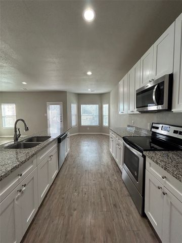 8225 Richard Street, White Settlement, TX 76108