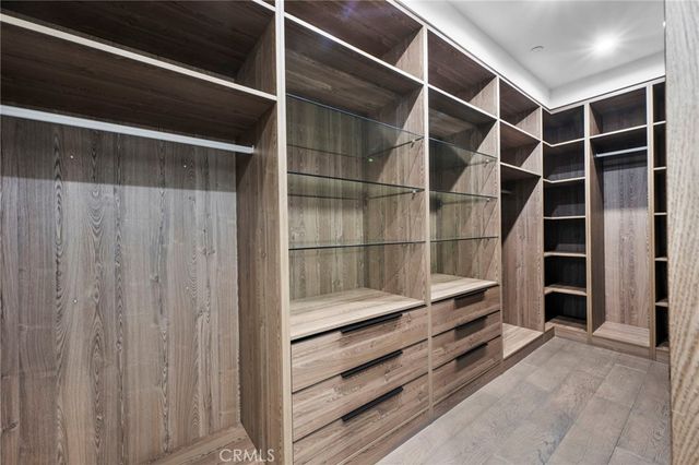 2033 Glencoe, Los Angeles, CA 90068