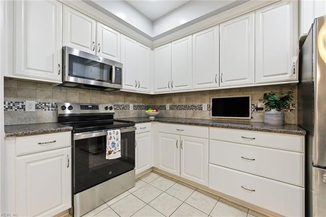 111 Ellery ST, Yorktown, VA 23692