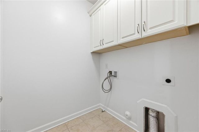 111 Ellery ST, Yorktown, VA 23692