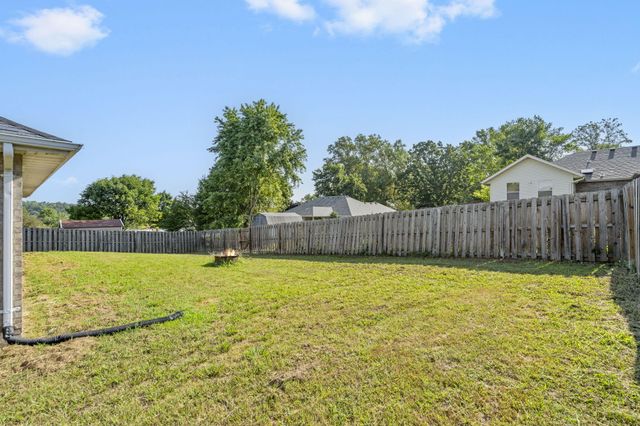 406 Kadee Drive, Crane, MO 65633