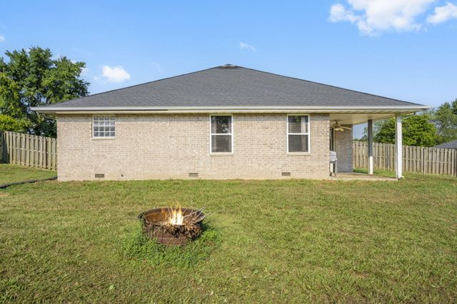406 Kadee Drive, Crane, MO 65633