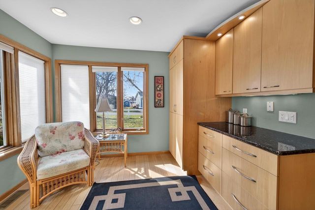 5316 Lighthouse Bay Drive, Madison, WI 53704