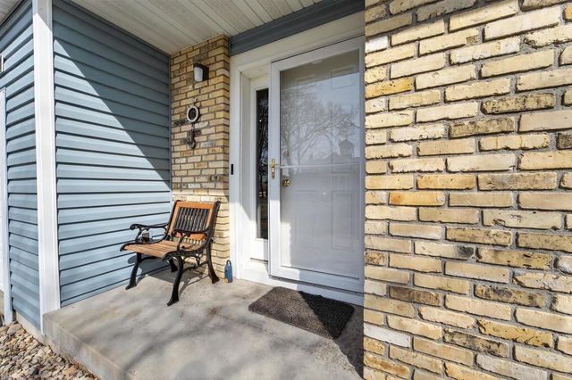 5316 Lighthouse Bay Drive, Madison, WI 53704