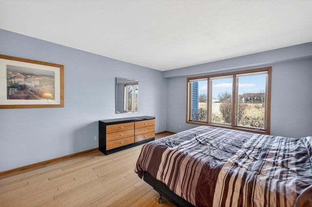 5316 Lighthouse Bay Drive, Madison, WI 53704