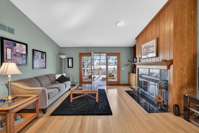 5316 Lighthouse Bay Drive, Madison, WI 53704