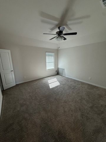 3837 Silver City Avenue, Aubrey, TX 76227