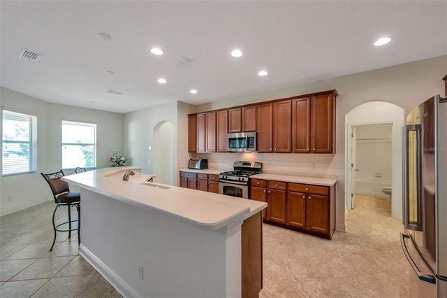 2218 VALTERRA VISTA WAY, Valrico, FL 33594
