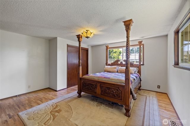 7310 99th Street E, Puyallup, WA 98373