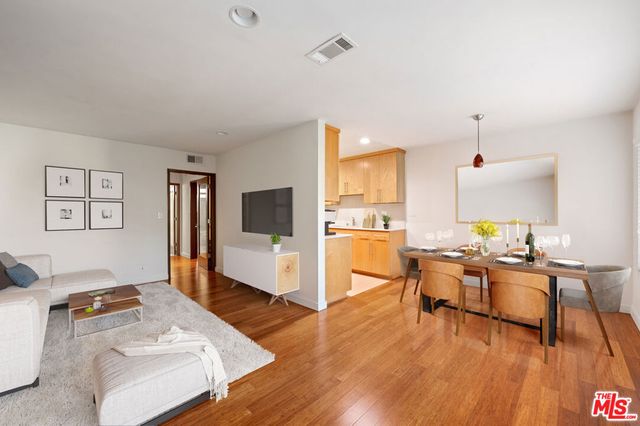 931 N ALFRED Street 204, Los Angeles, CA 90069