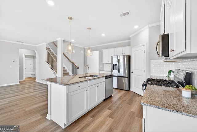 6732 Scarlet Oak Way, Flowery Branch, GA 30542