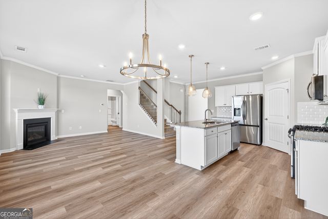 6732 Scarlet Oak Way, Flowery Branch, GA 30542
