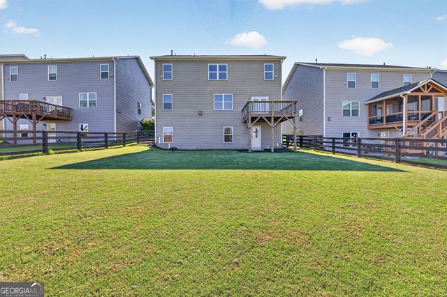 6732 Scarlet Oak Way, Flowery Branch, GA 30542