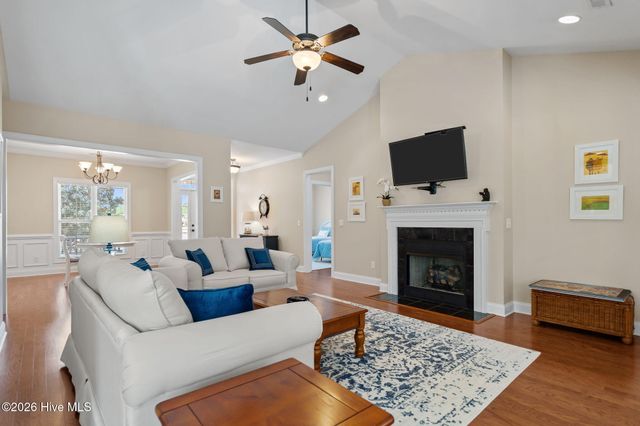 8256 Ibis Point NE, Leland, NC 28451
